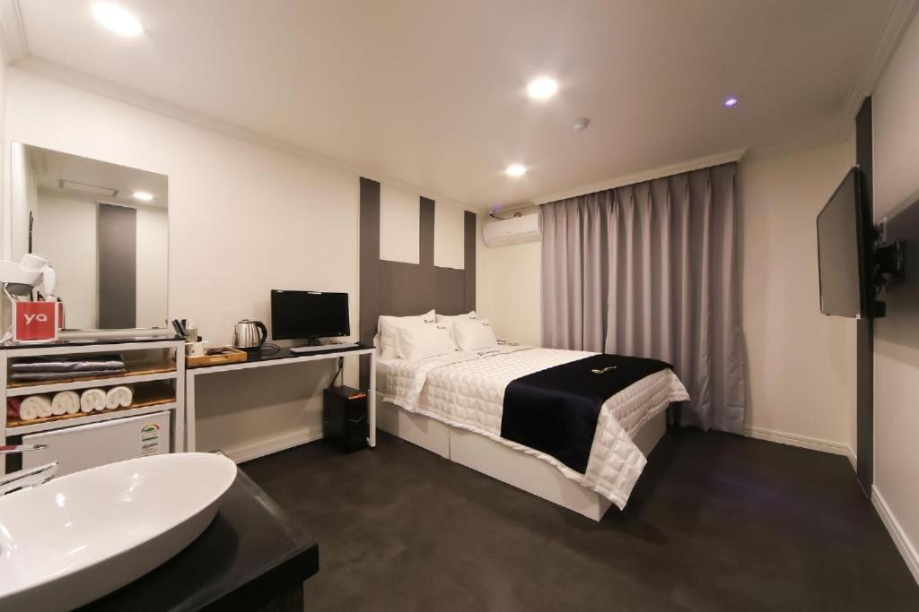Prince Motel Busan Exterior foto